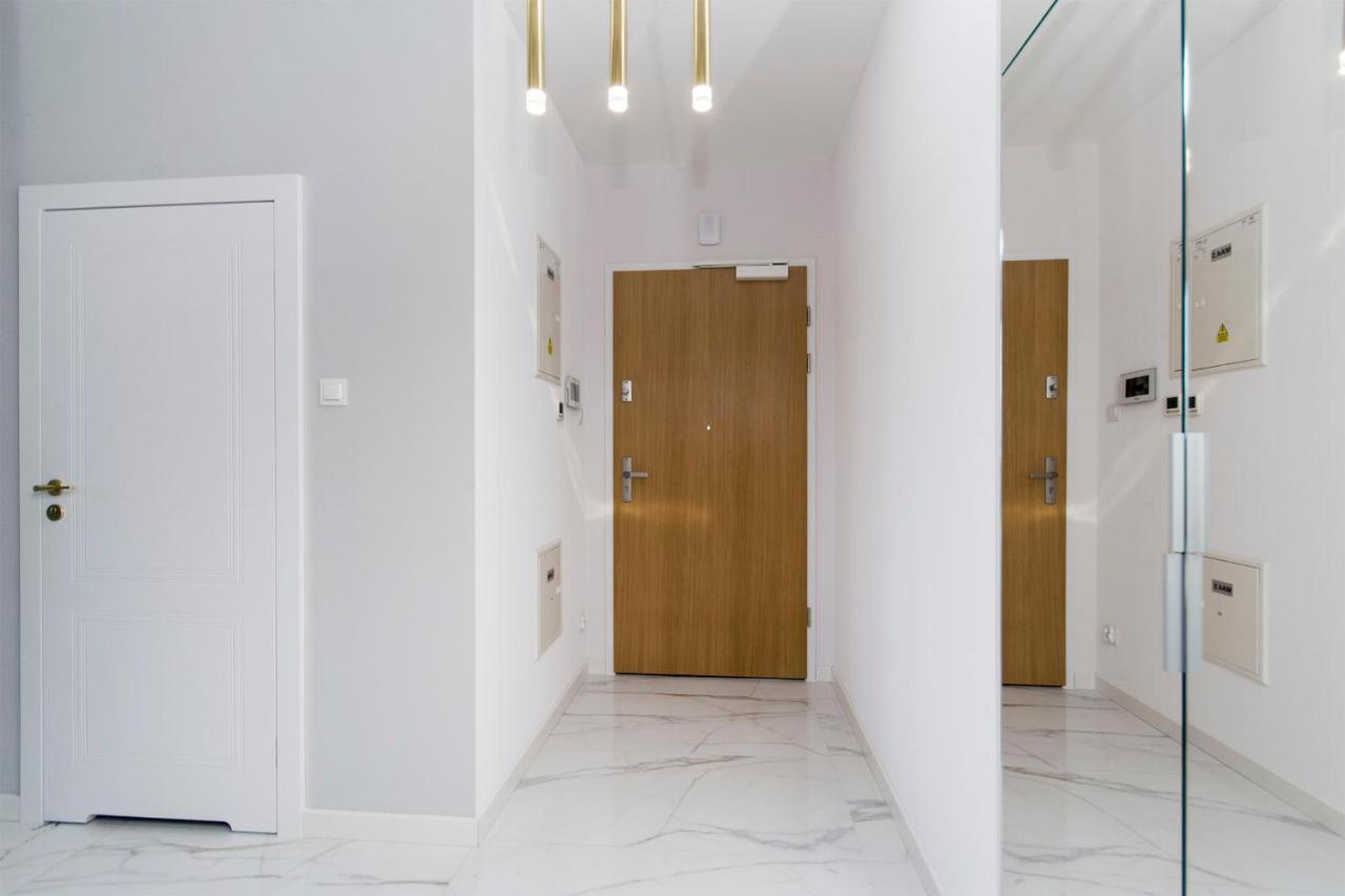 Yacht Park Rentyear Apartments Gdynia Luaran gambar